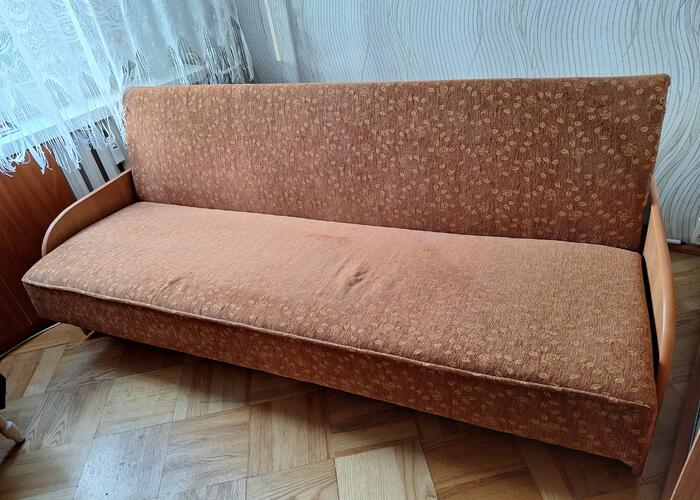 Grajewo ogłoszenia: Wersalka w dobrym stanie. Składa się i rozkłada, na...