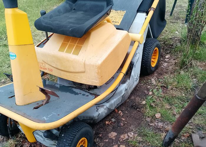 Grajewo ogłoszenia: Posiadam na sprzedaż kosiarkę do trawy traktorek, całkowicie...